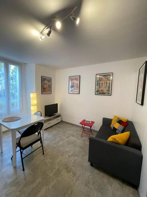 Studio Rdc Parking Prive Gratuit Doue-la-Fontaine Ngoại thất bức ảnh